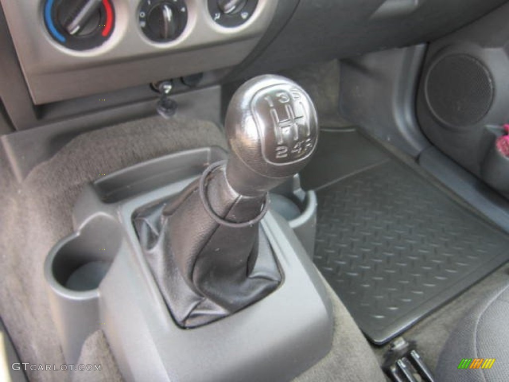 2005 Chevrolet Colorado LS Regular Cab Transmission Photos