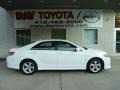 Super White - Camry SE Photo No. 1