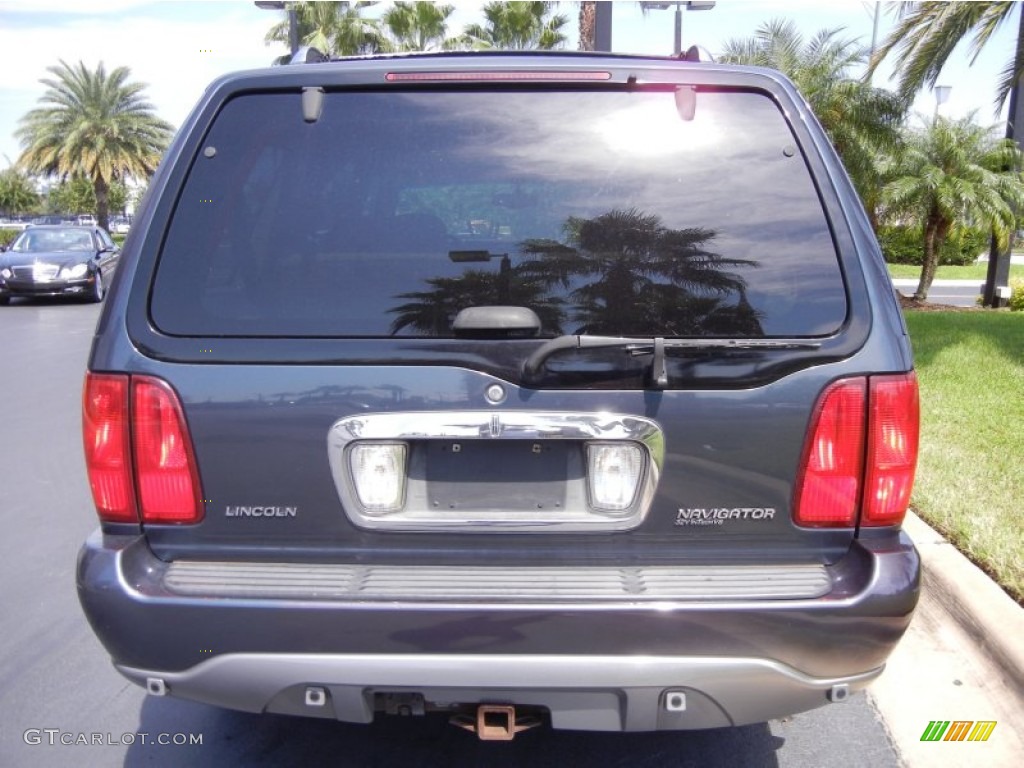 2001 Navigator 4x4 - Charcoal Blue Metallic / Medium Parchment photo #7