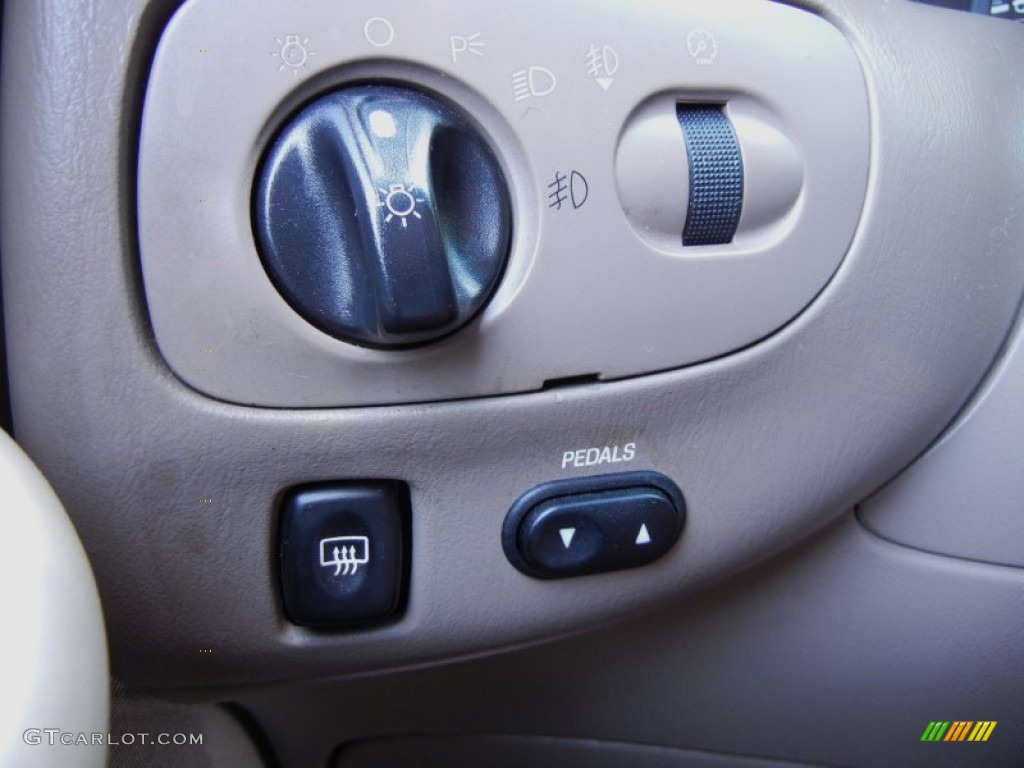 2001 Lincoln Navigator 4x4 Controls Photos