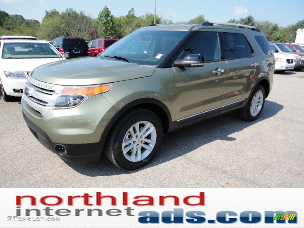 2012 Explorer XLT 4WD - Ginger Ale Metallic / Charcoal Black photo #4