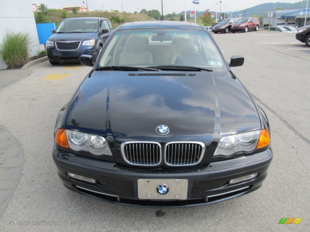 2001 3 Series 330xi Sedan - Black Sapphire Metallic / Sand photo #11