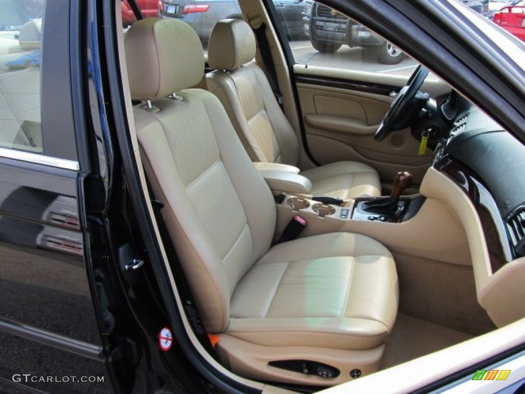 2001 3 Series 330xi Sedan - Black Sapphire Metallic / Sand photo #12