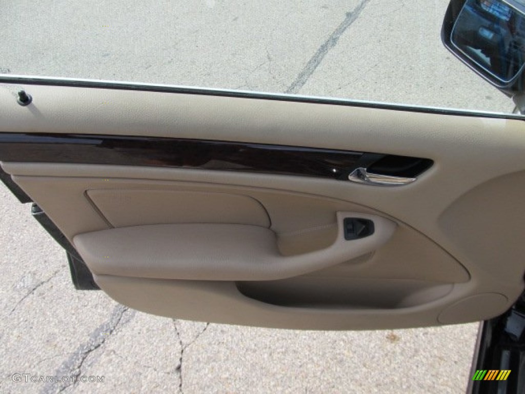 2001 3 Series 330xi Sedan - Black Sapphire Metallic / Sand photo #15