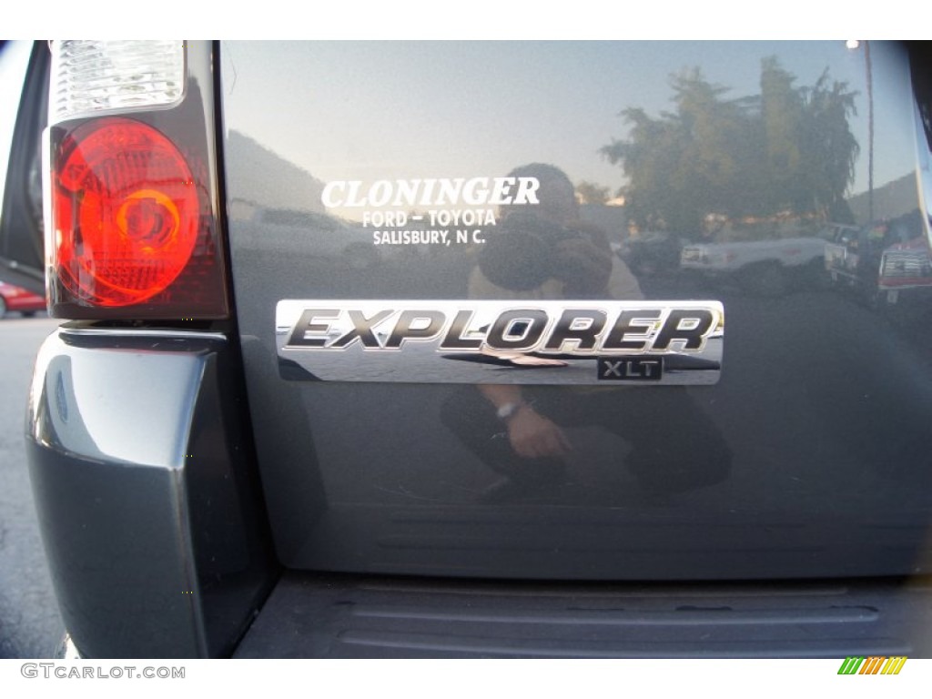 2010 Explorer XLT - Black Pearl Slate Metallic / Black photo #19