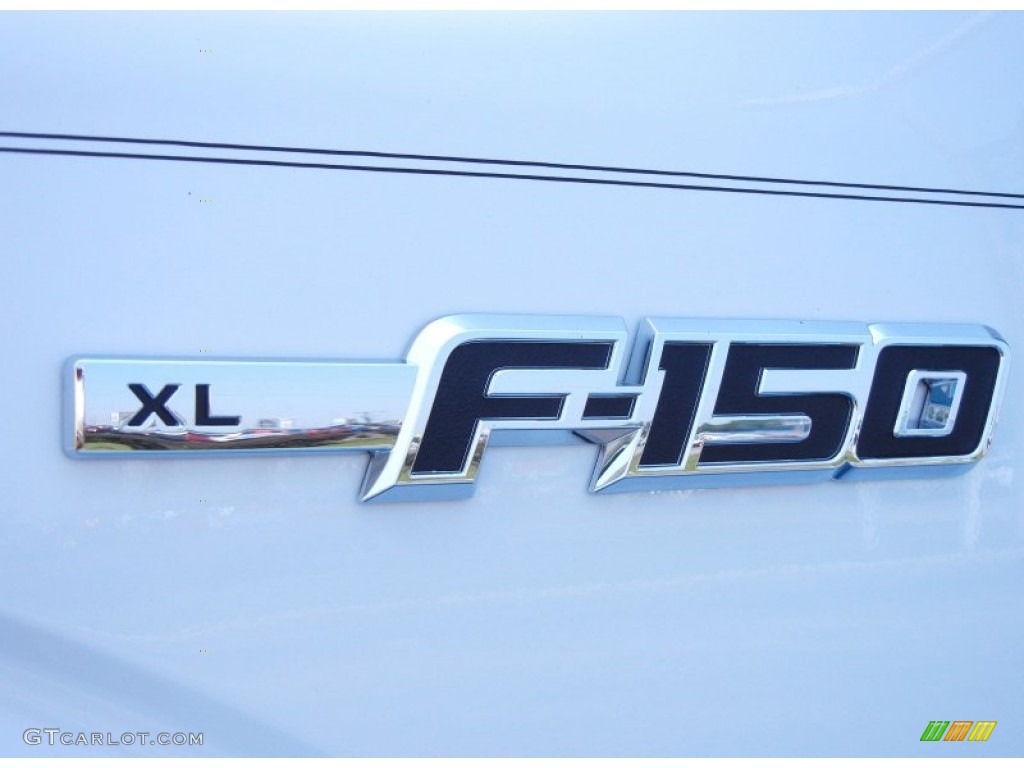 2011 F150 XL Regular Cab - Oxford White / Steel Gray photo #4