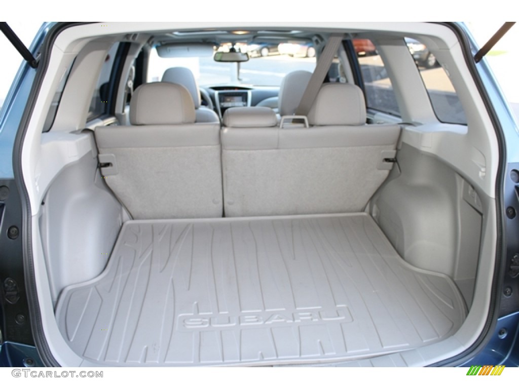 2009 Subaru Forester 2.5 XT Limited Trunk Photo #53969589