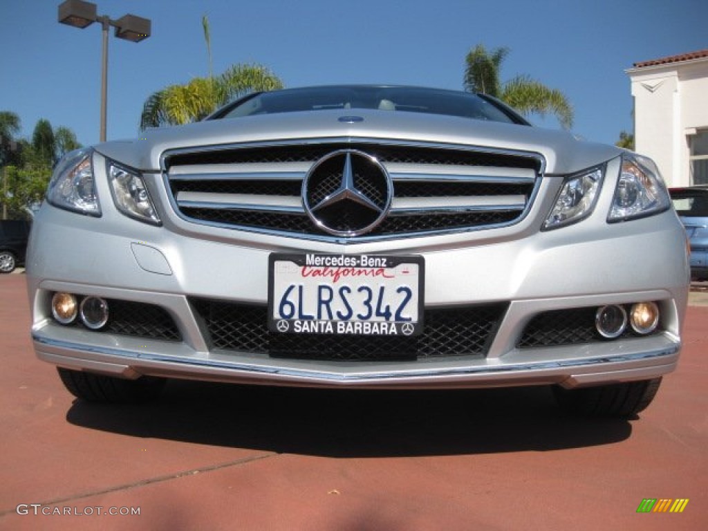 2010 E 350 Coupe - Iridium Silver Metallic / Black photo #2