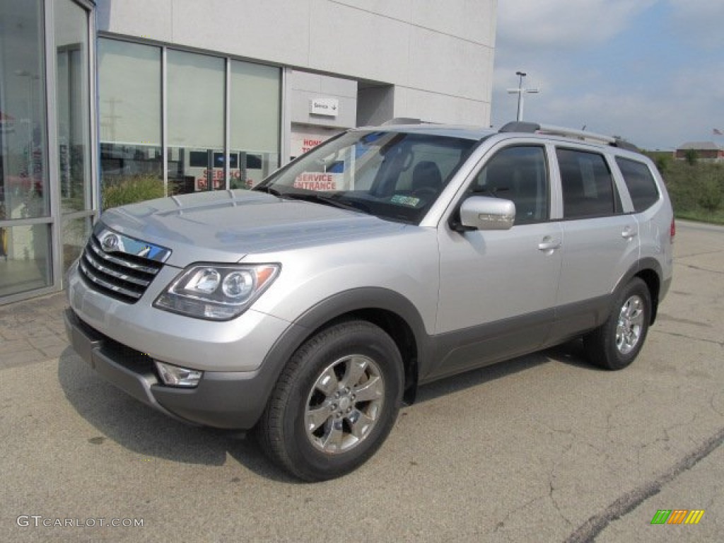 Bright Silver 2009 Kia Borrego EX V6 4x4 Exterior Photo #53976039