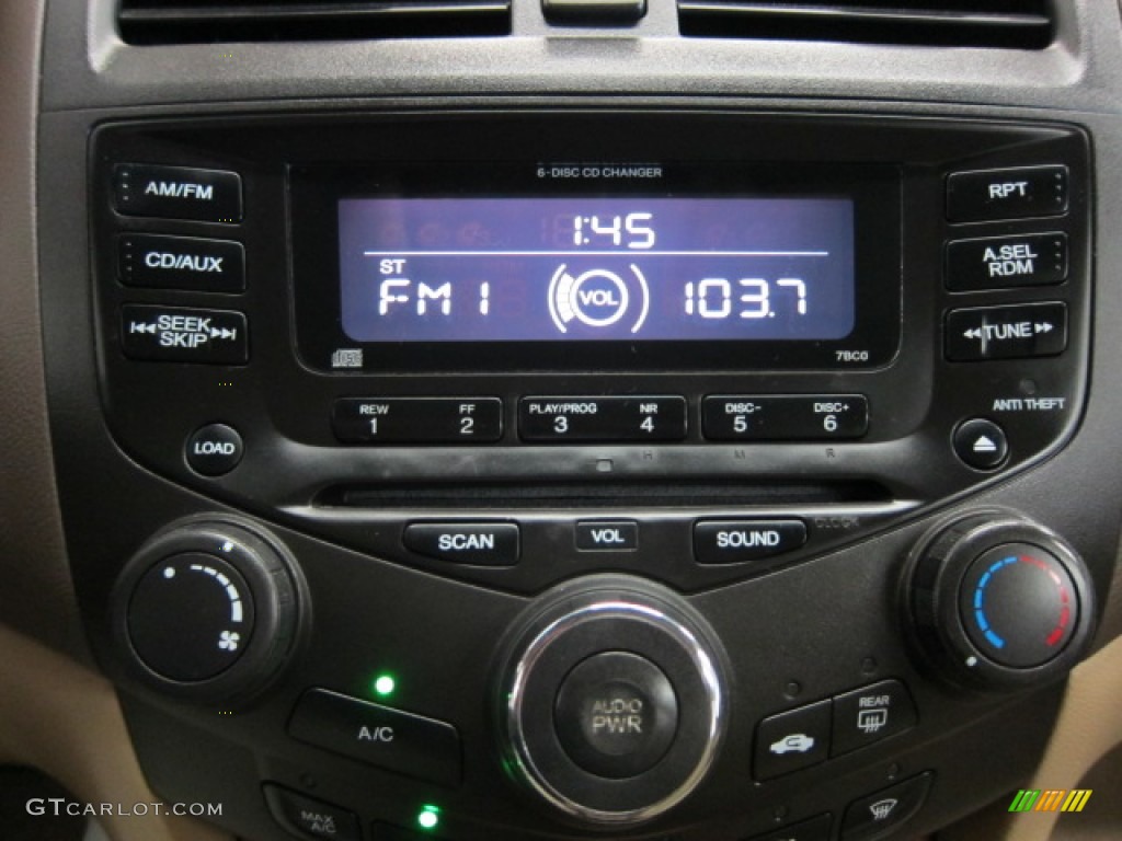 2004 Honda Accord EX Sedan Controls Photo #53978755