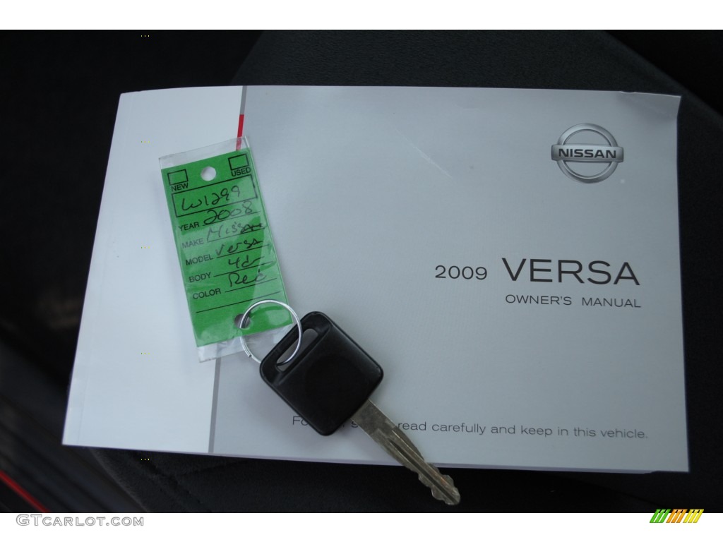 2009 Nissan Versa 1.8 S Hatchback Books/Manuals Photo #53980030