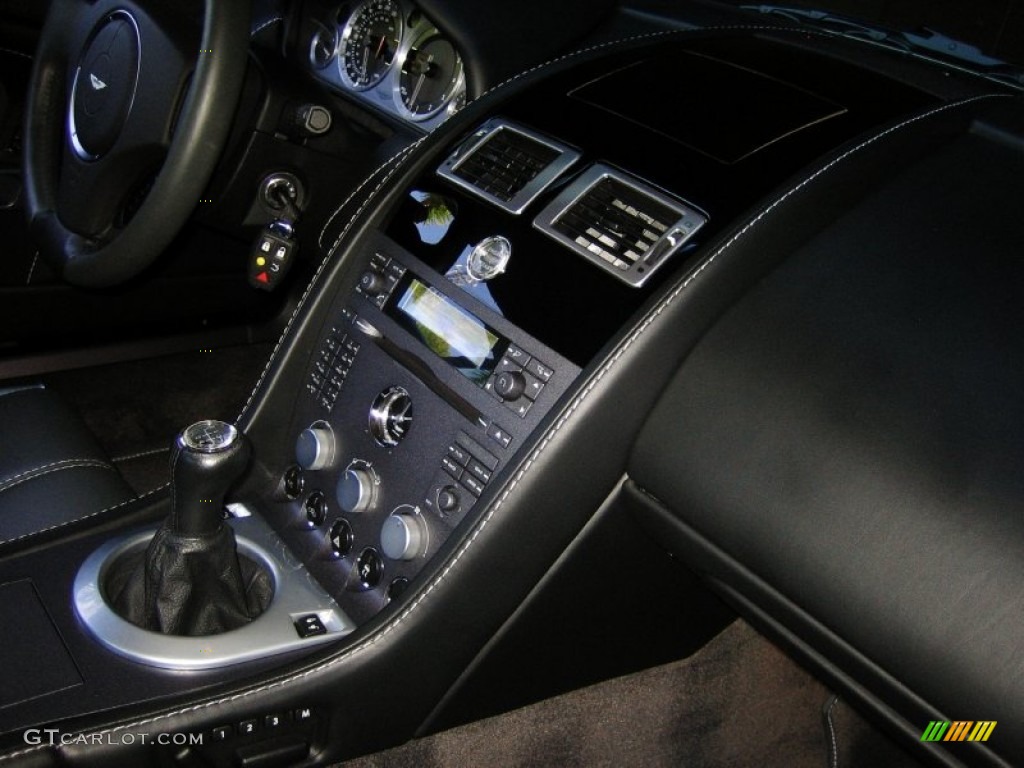 2007 Aston Martin V8 Vantage Coupe Controls Photo #53984405