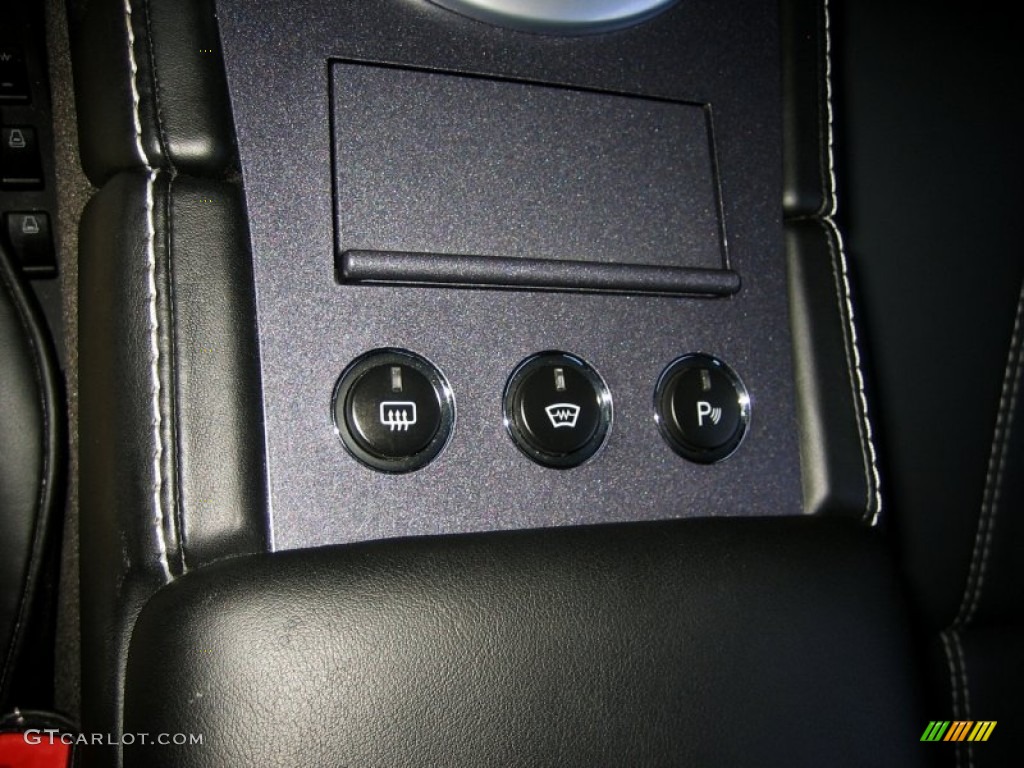 2007 Aston Martin V8 Vantage Coupe Controls Photo #53984459