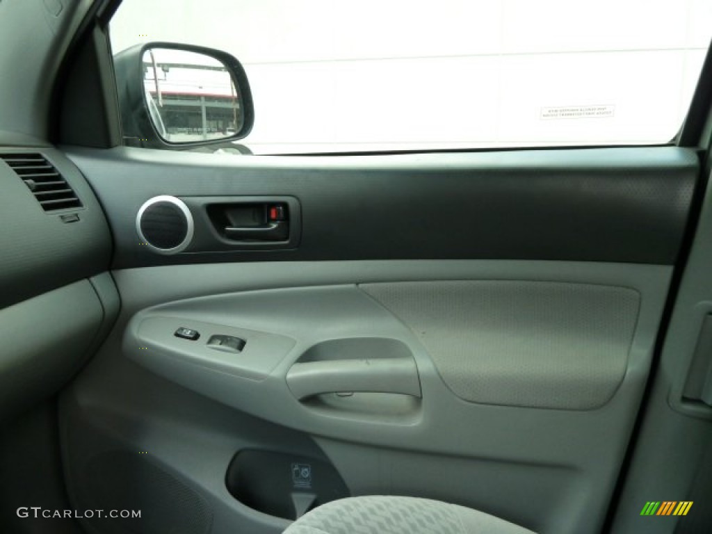 2009 Tacoma V6 SR5 Access Cab 4x4 - Silver Streak Mica / Graphite Gray photo #18