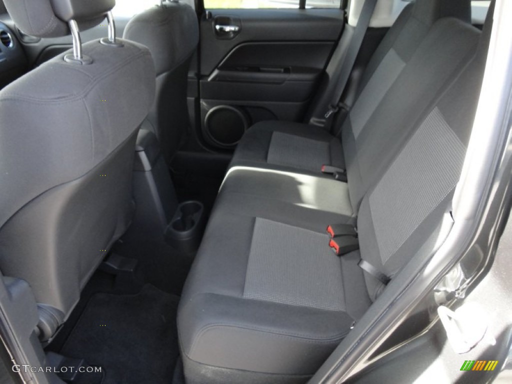 Dark Slate Gray Interior 2011 Jeep Patriot Latitude Photo #53988508