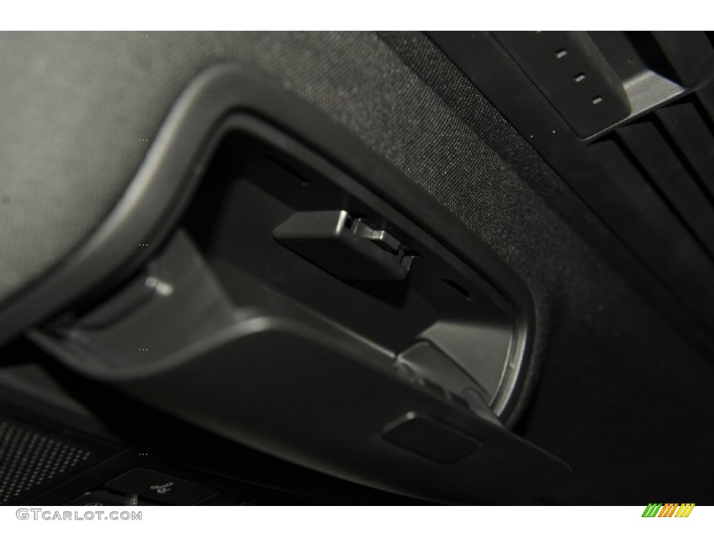 2011 Volkswagen GTI 4 Door Autobahn Edition Controls Photo #53988893