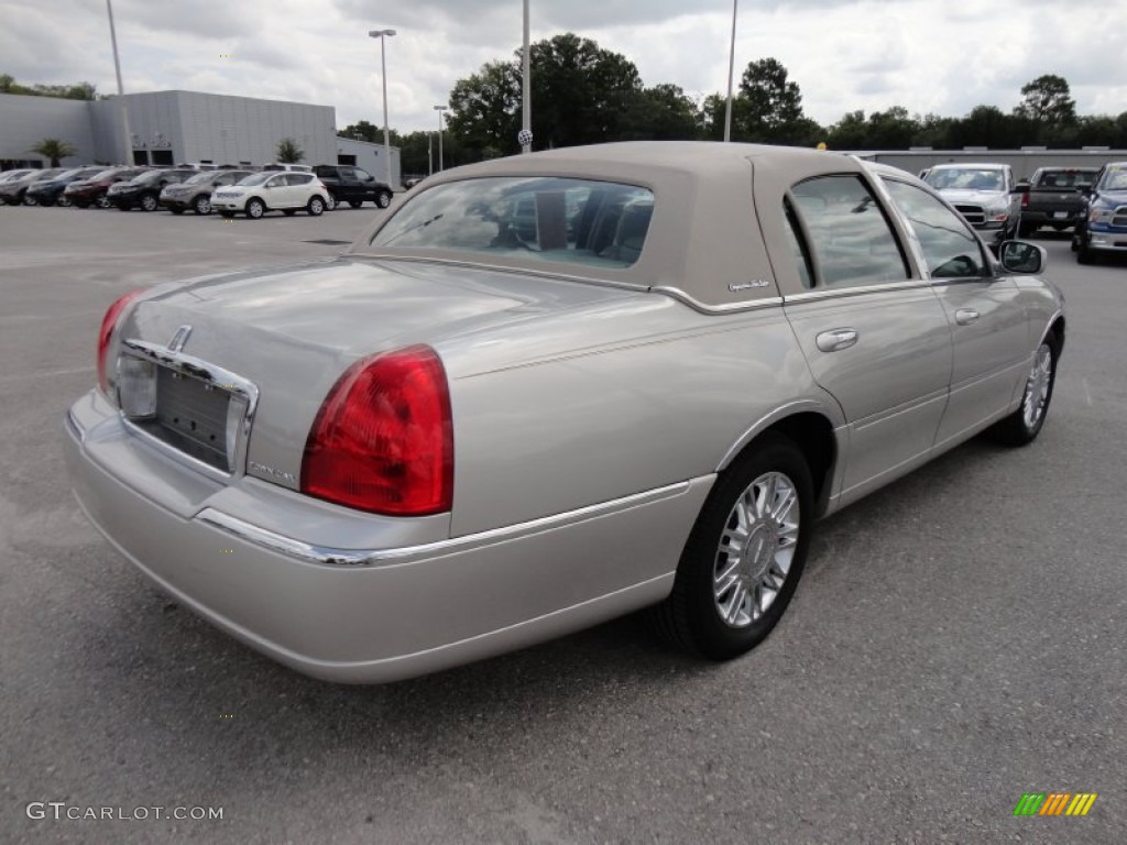 Cashmere Tri-Coat 2006 Lincoln Town Car Designer Series Exterior Photo #53989757