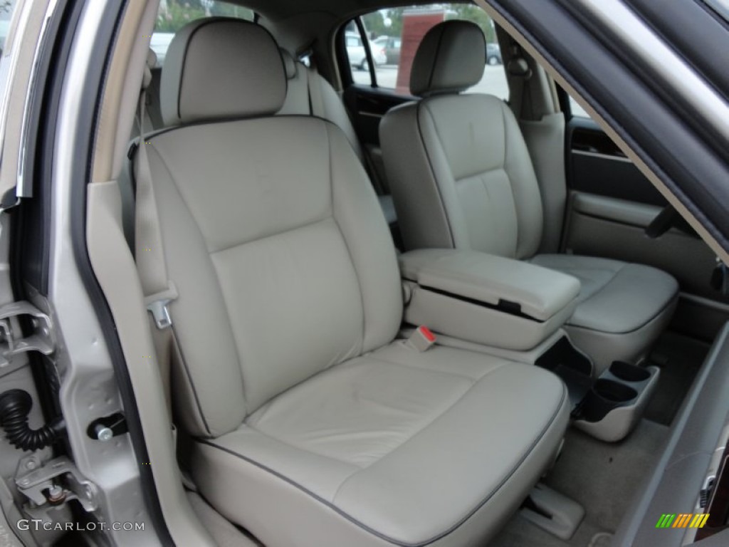 2006 Lincoln Town Car Designer Series Interior Color Photos