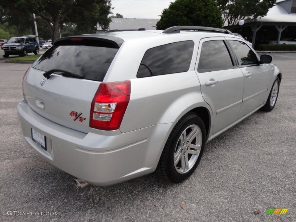 Bright Silver Metallic 2005 Dodge Magnum R/T Exterior Photo #53990330