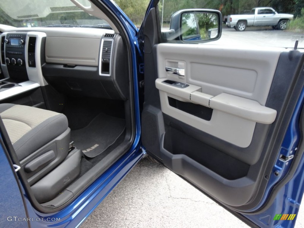 2011 Ram 1500 Laramie Crew Cab - Deep Water Blue Pearl / Dark Slate Gray/Medium Graystone photo #15