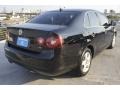 Black - Jetta SE Sedan Photo No. 7