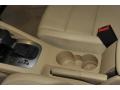 Black - Jetta SE Sedan Photo No. 16