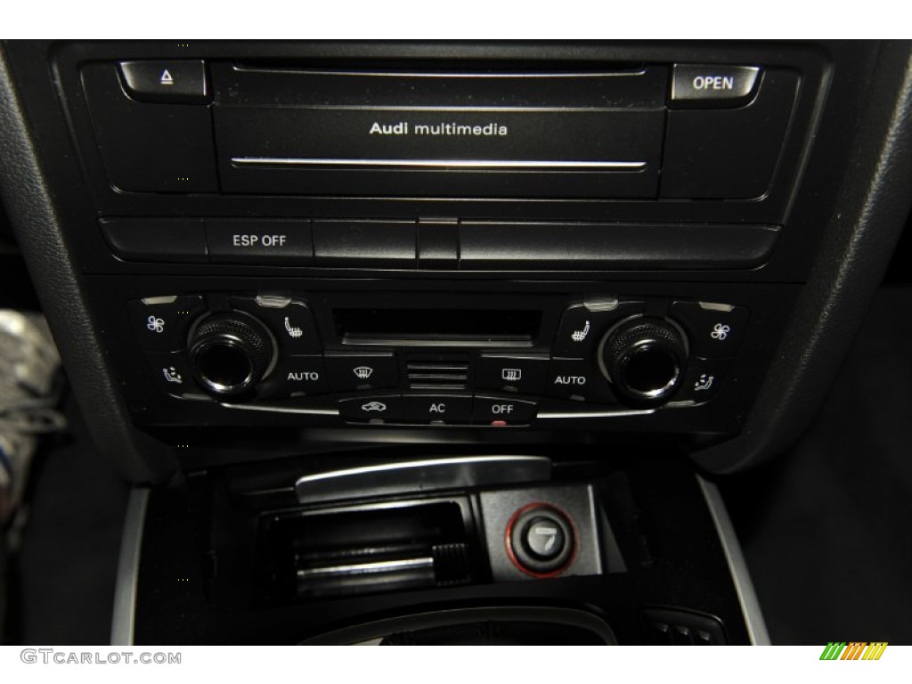 2010 Audi S5 3.0 TFSI quattro Cabriolet Controls Photo #53994974