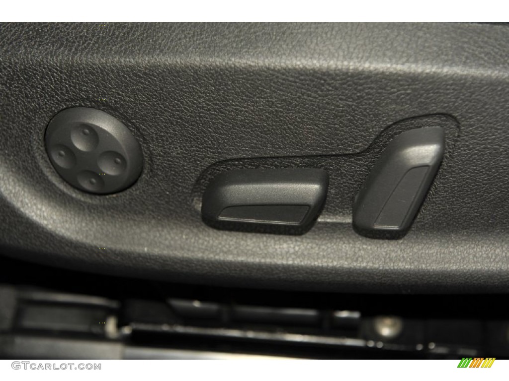 2010 Audi S5 3.0 TFSI quattro Cabriolet Controls Photo #53995409