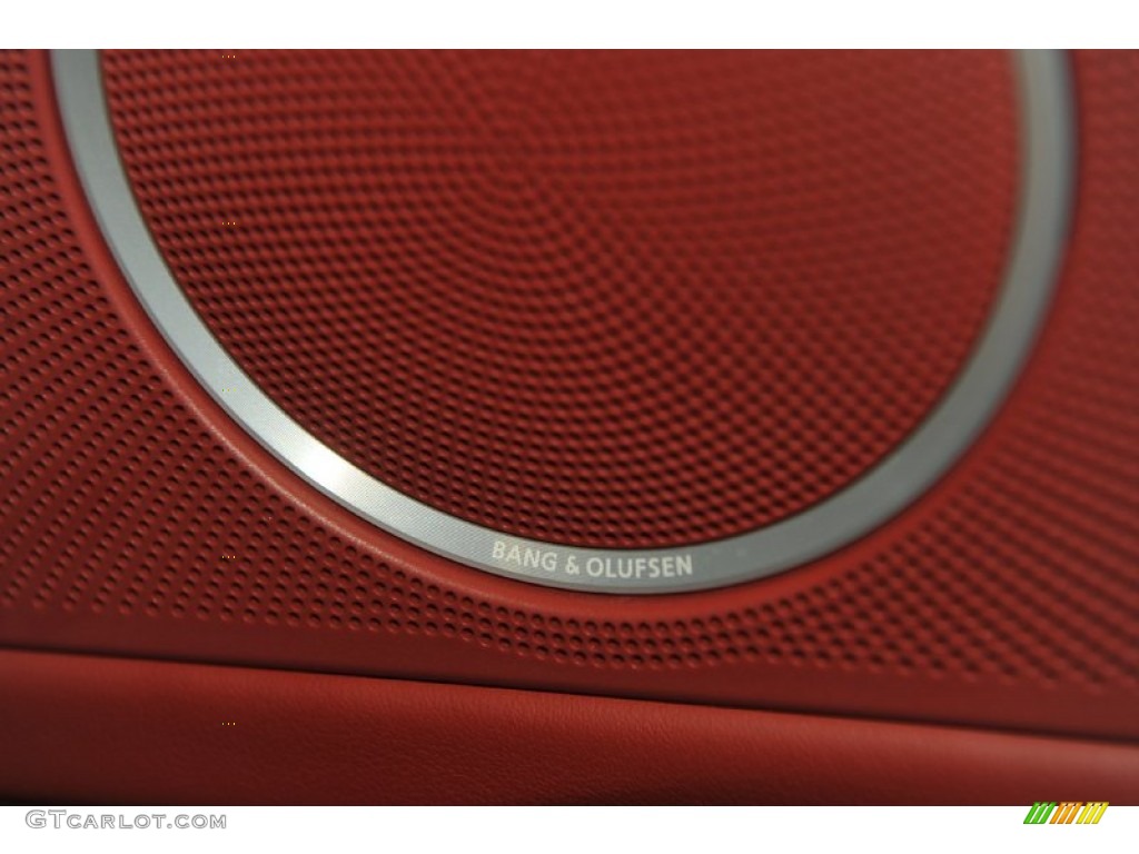 2010 Audi S5 3.0 TFSI quattro Cabriolet Audio System Photos