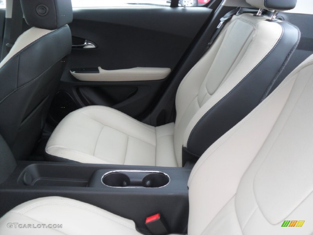 Light Neutral/Dark Accents Interior 2012 Chevrolet Volt Hatchback Photo #53998168