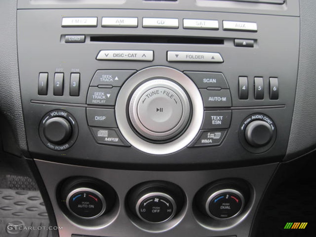2010 Mazda MAZDA3 s Grand Touring 5 Door Controls Photo #54001871