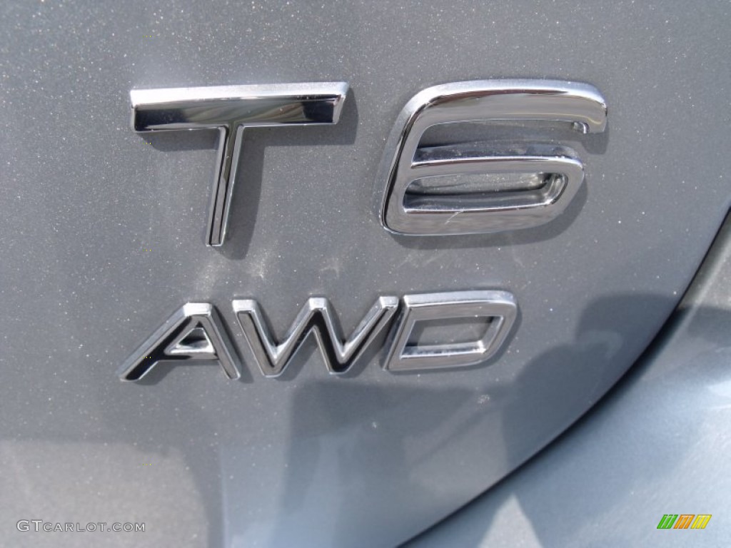 2011 Volvo XC60 T6 AWD Marks and Logos Photos