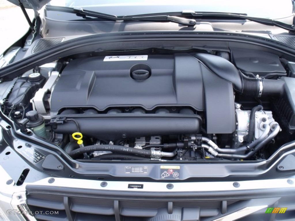 2011 Volvo XC60 T6 AWD Engine Photos