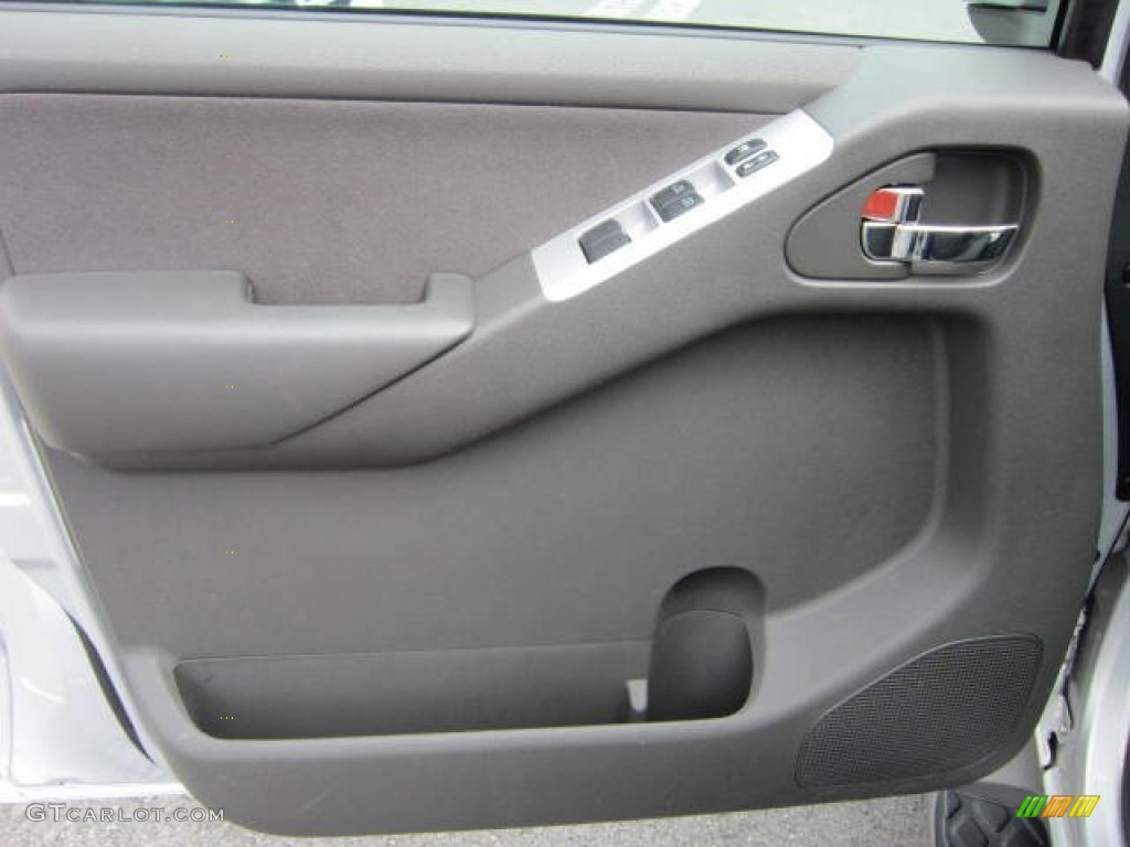 2010 Nissan Pathfinder SE 4x4 Graphite Door Panel Photo #54007565