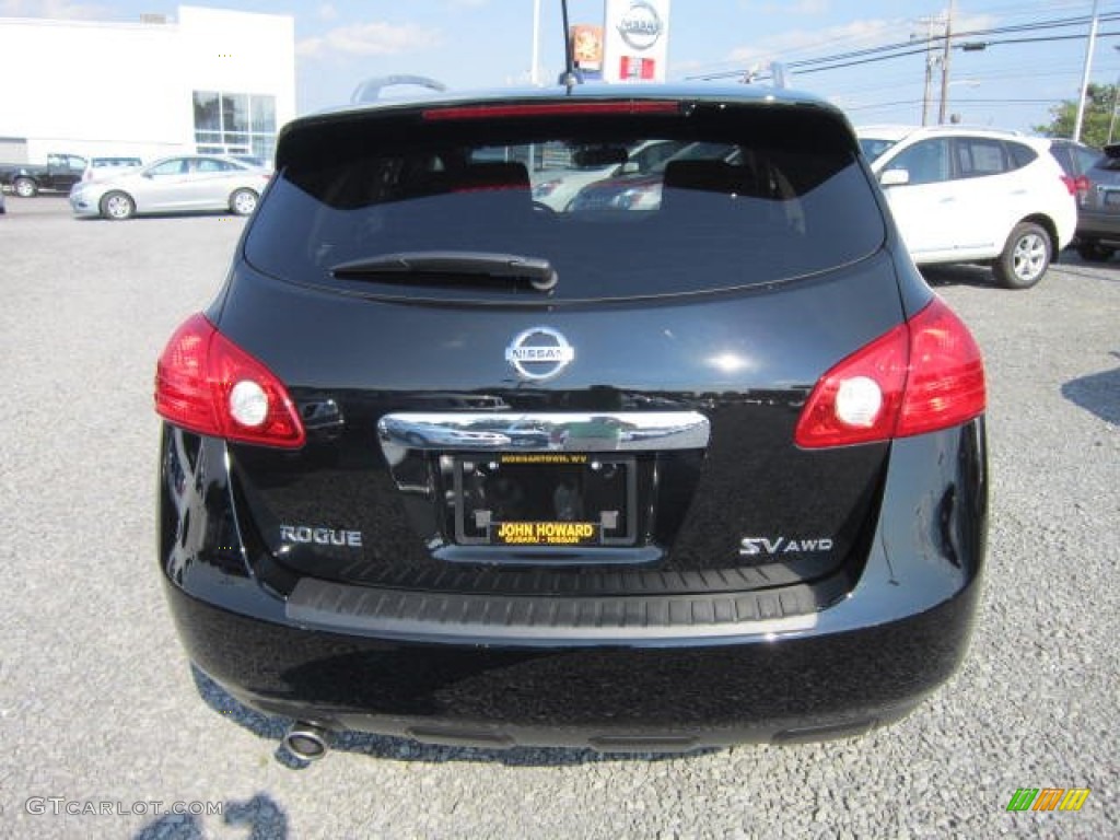 2011 Rogue SV AWD - Wicked Black / Black photo #6