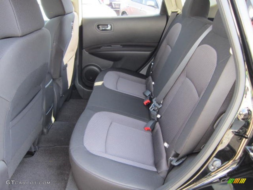 2011 Rogue SV AWD - Wicked Black / Black photo #13