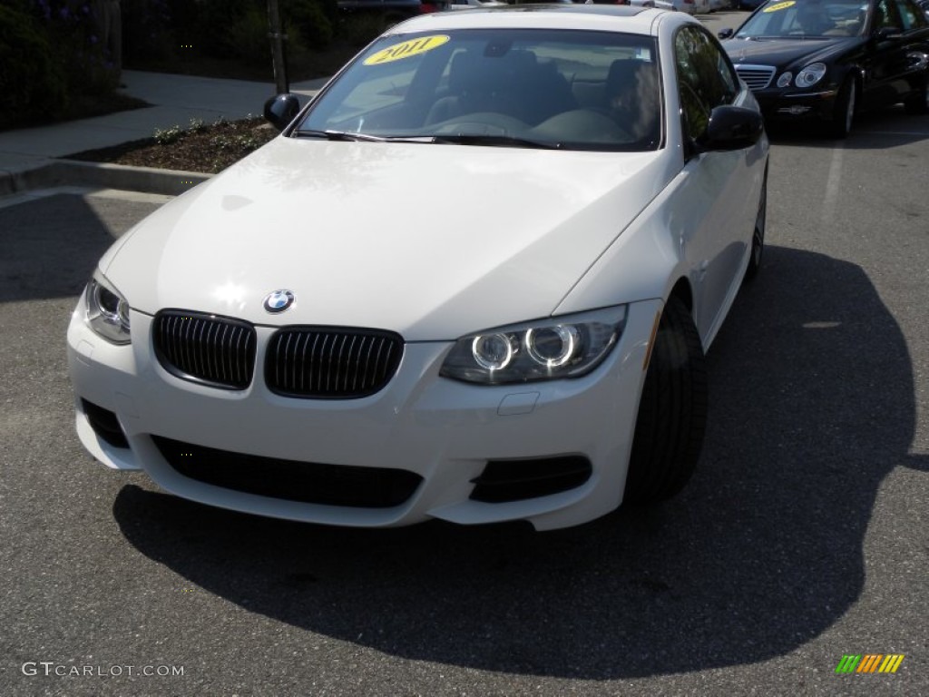 2011 3 Series 335is Coupe - Alpine White / Black photo #19