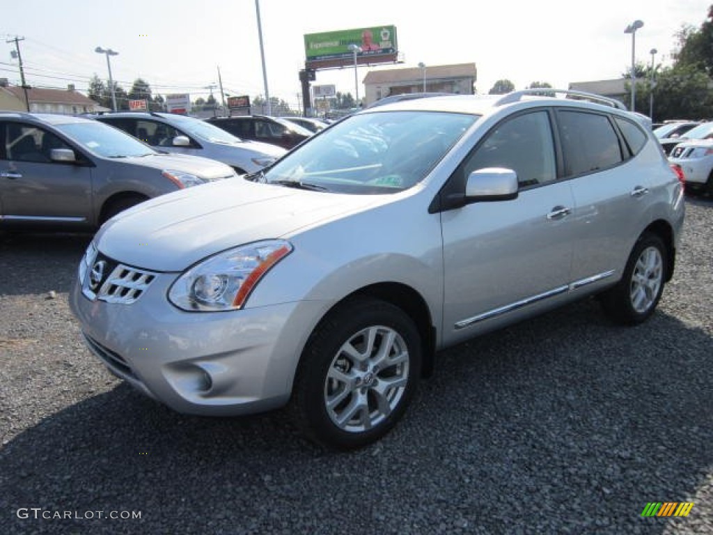 2011 Rogue SL AWD - Silver Ice Metallic / Black photo #3