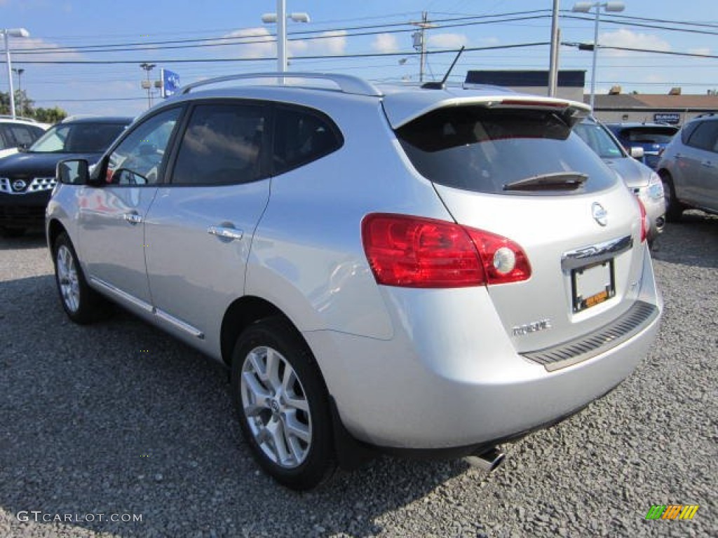 2011 Rogue SL AWD - Silver Ice Metallic / Black photo #5