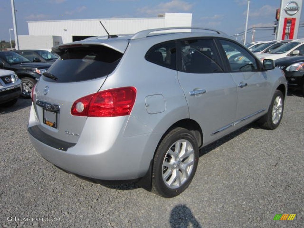 2011 Rogue SL AWD - Silver Ice Metallic / Black photo #7