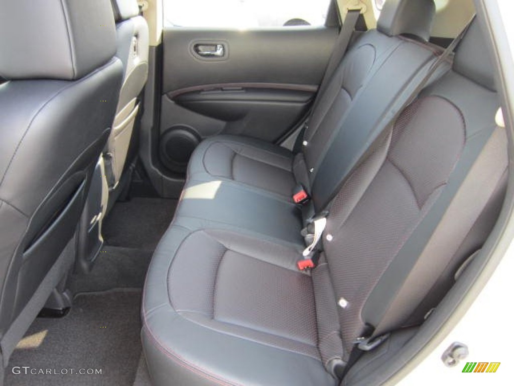 2011 Rogue SL AWD - Silver Ice Metallic / Black photo #12