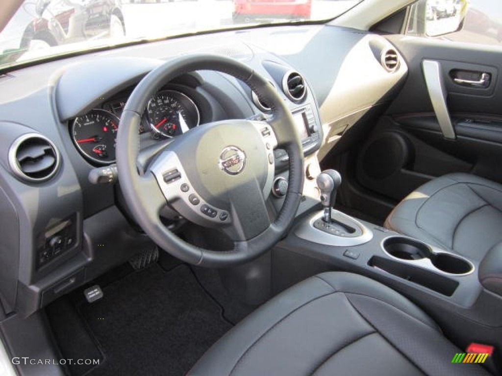 2011 Rogue SL AWD - Silver Ice Metallic / Black photo #16