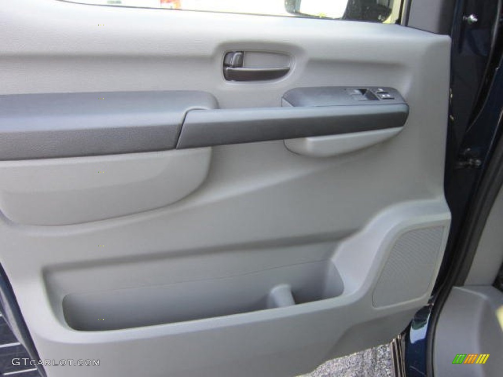2012 Nissan NV 2500 HD SV High Roof Door Panel Photos