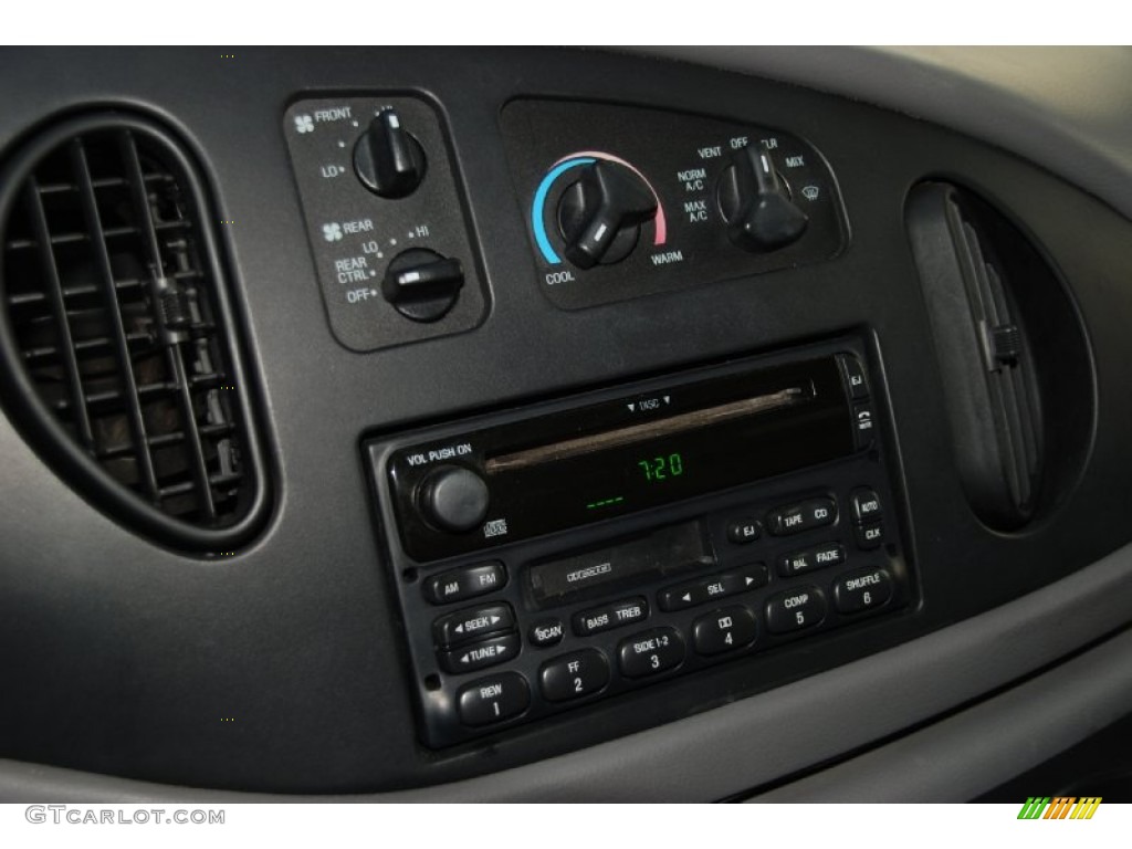 1999 Ford E Series Van E150 Custom Passenger Audio System Photos