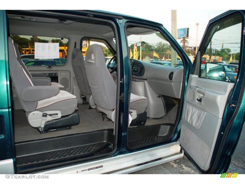 Medium Graphite Interior 1999 Ford E Series Van E150 Custom Passenger Photo #54013068