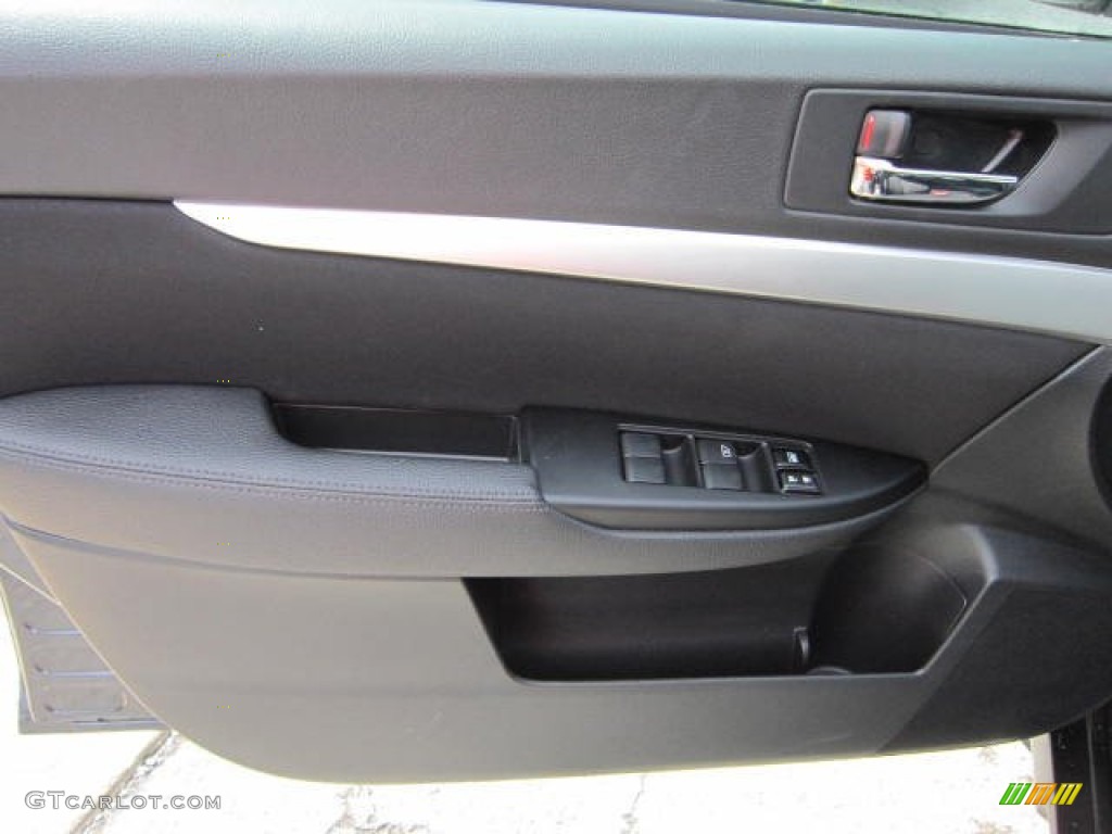 2011 Outback 2.5i Premium Wagon - Graphite Gray Metallic / Off Black photo #12