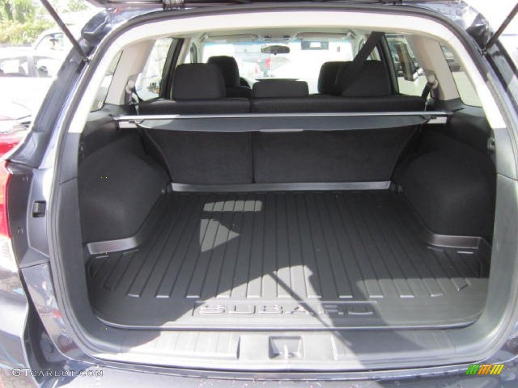 2011 Outback 2.5i Premium Wagon - Graphite Gray Metallic / Off Black photo #15