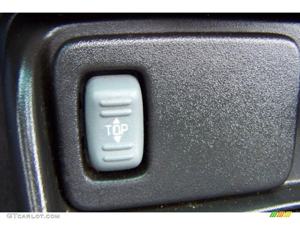 2000 Pontiac Firebird Convertible Controls Photo #54015074
