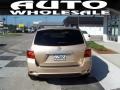 Sandy Beach Metallic - Highlander V6 4WD Photo No. 3