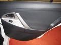 Super White - Camry SE Photo No. 23